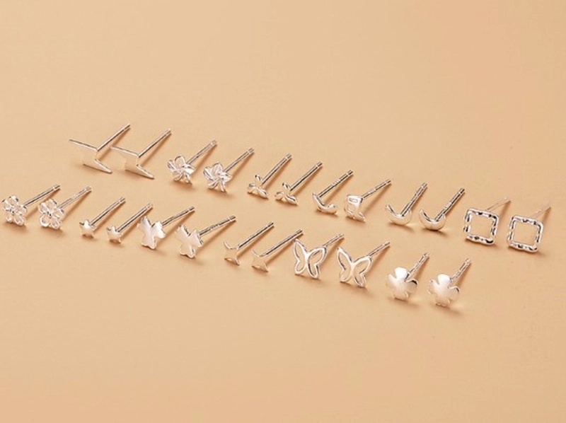 1 Pair 925 Sterling Silver Four Leaf Clover Star Lightning Ear Studs