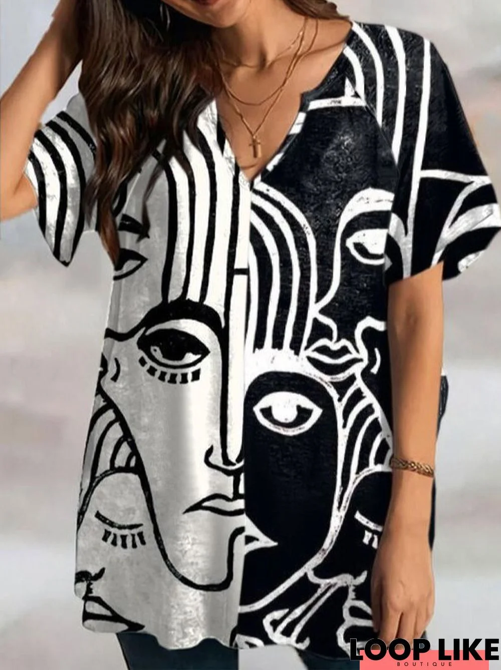 Abstract Short Sleeve Casual T-shirt