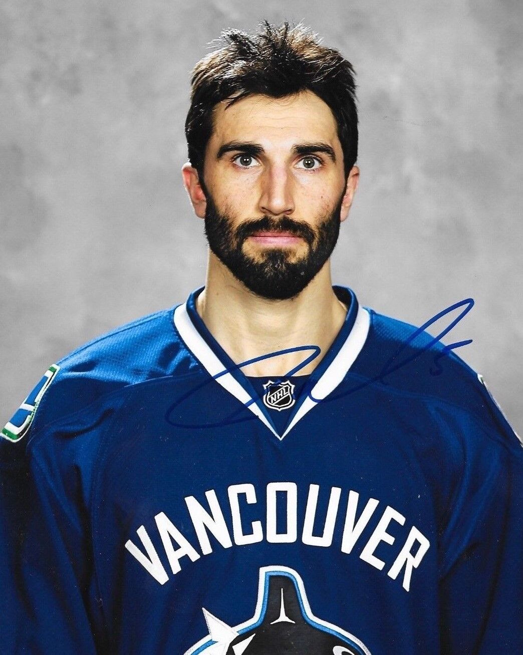 Jason Garrison signed Vancouver Canucks 8x10 Photo Poster painting autographed