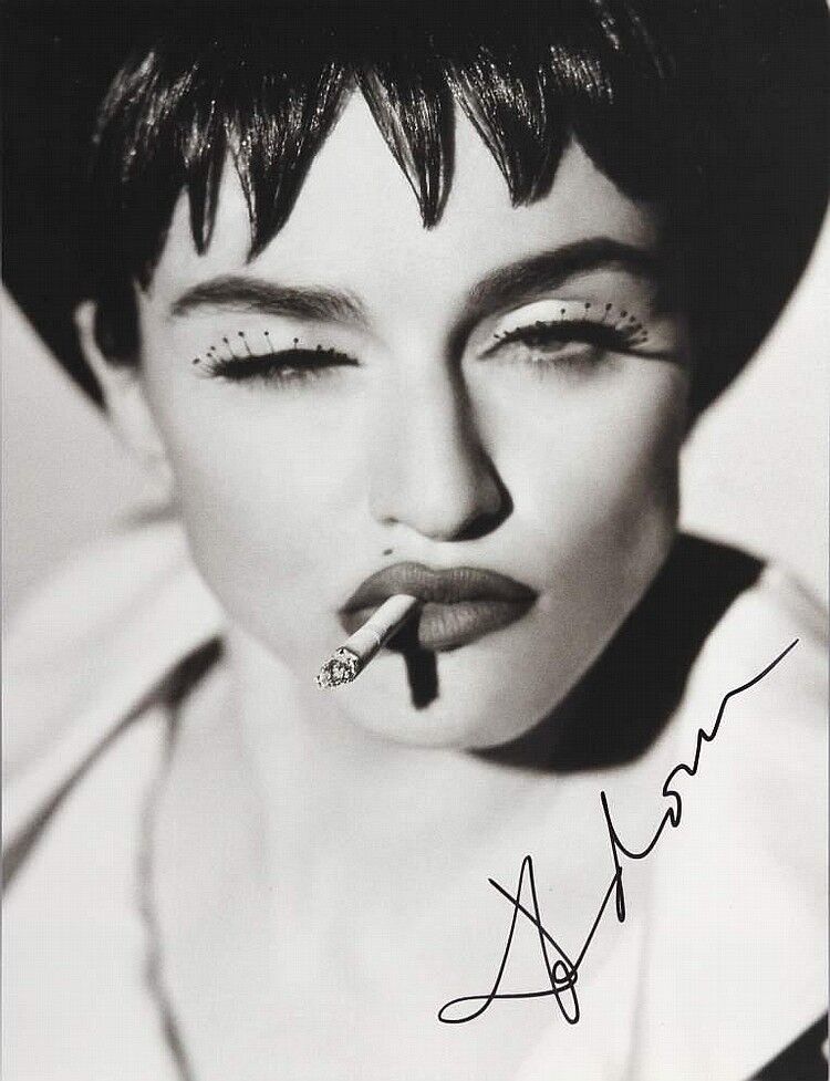 MADONNA Signed 'Immaculate Collection' Photo Poster paintinggraph - Pop Star Singer - preprint