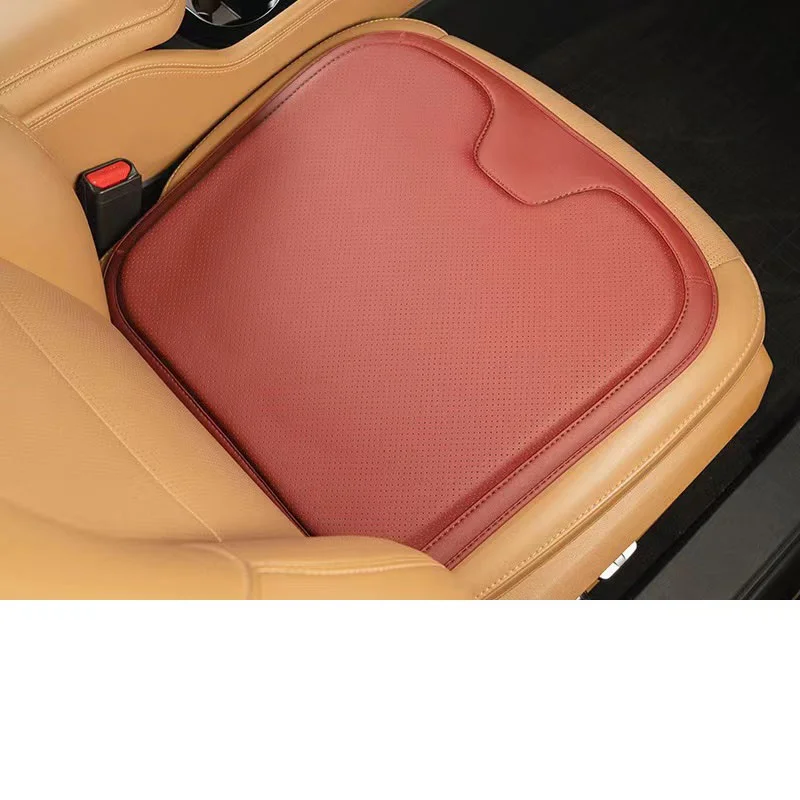 All-season breathable car seat cushion