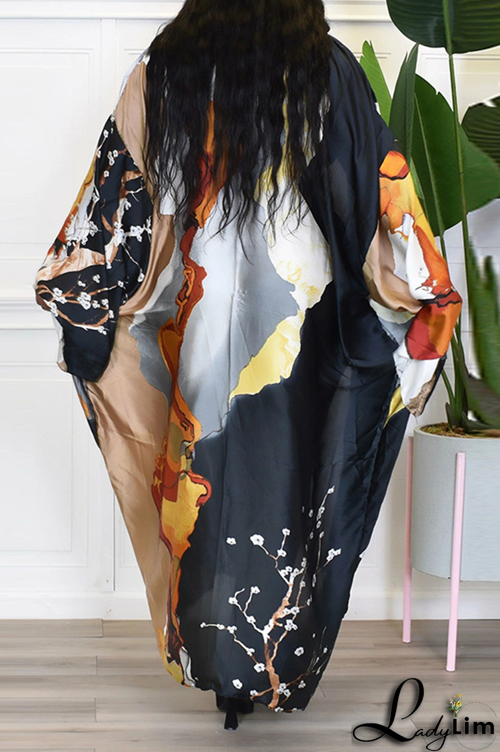 Black Fashion Print Patchwork Cardigan Collar Outerwear(Without belt)