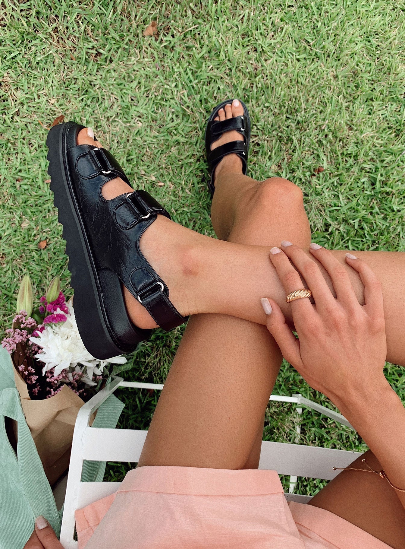 Llyge Rue Chunky Sandals Black llyge
