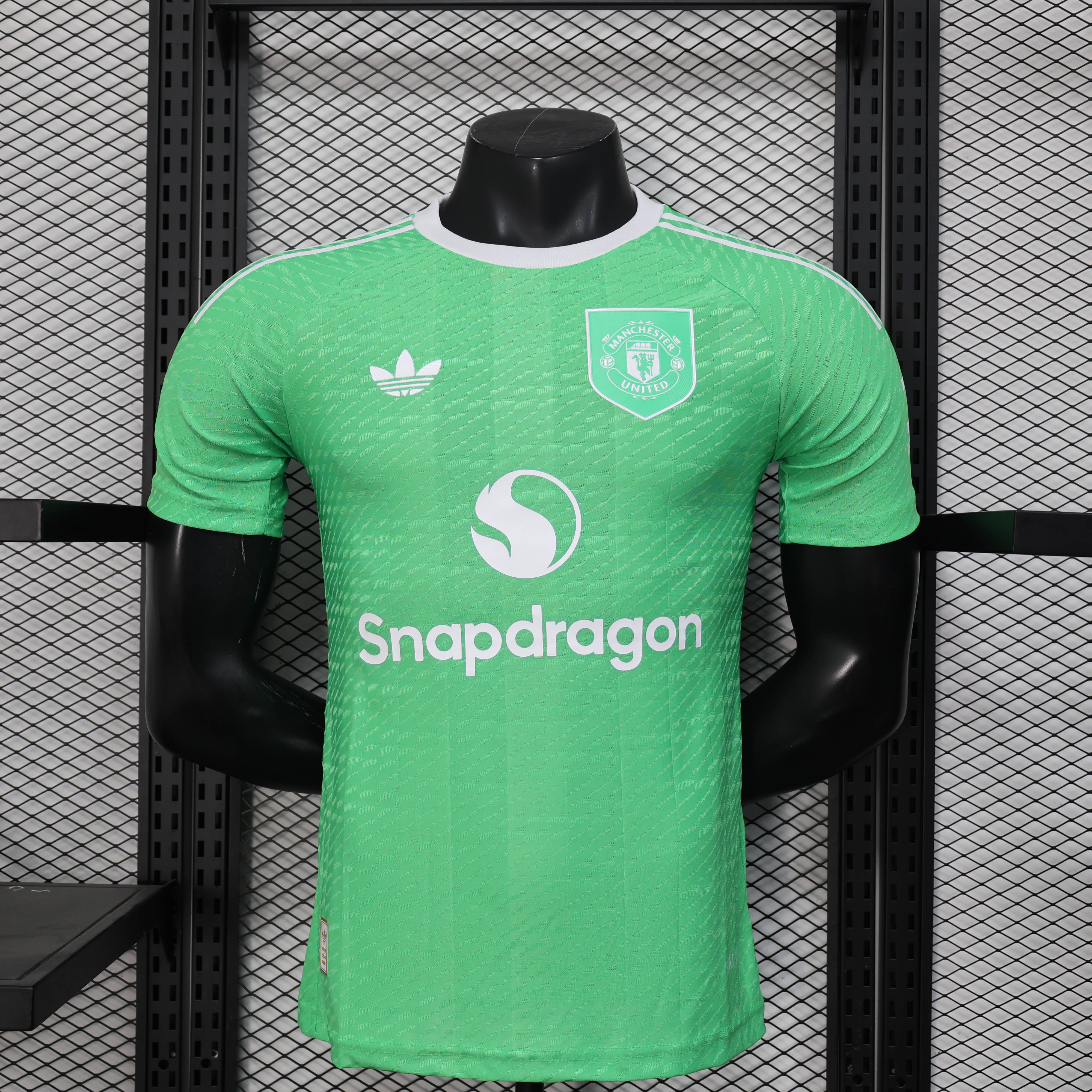 2025-2026 Player Version Manchester United Goalkeeper Football Shirt 1:1 Thai Quality- Maxi Kit