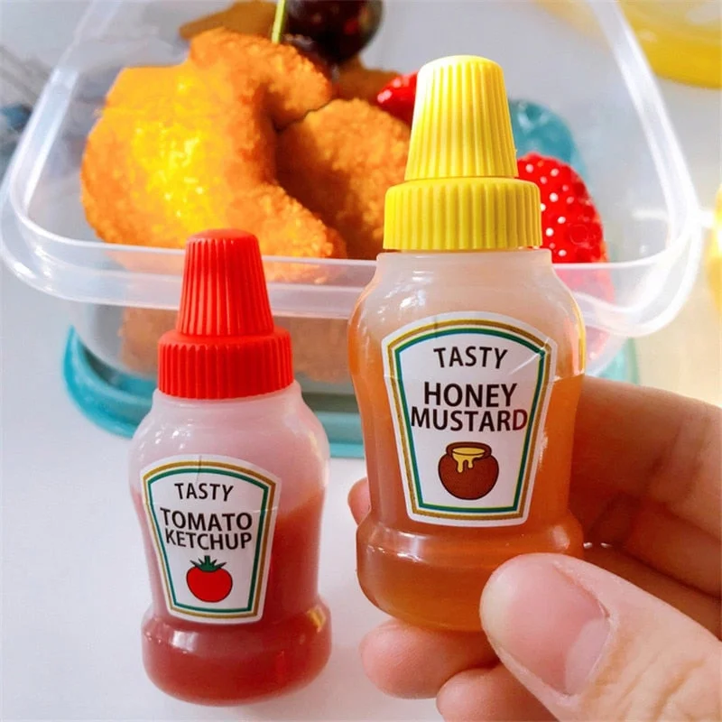 2pcs/set 25ML Mini Tomato Ketchup Bottle Portable Small Sauce Container Salad Dressing Container Pantry Containers for Bento Box