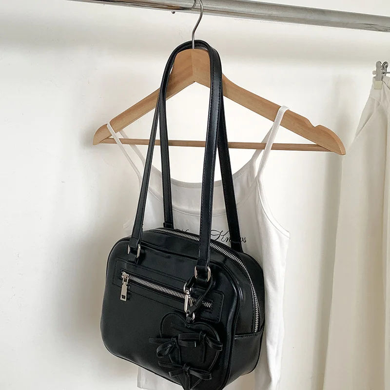 Mongw Mongw Foreign Style Small Love Hanging Piece Armpit Shoulder Bag Girls Senior Sense Large Capacity Summer Commuting Small Square Bag