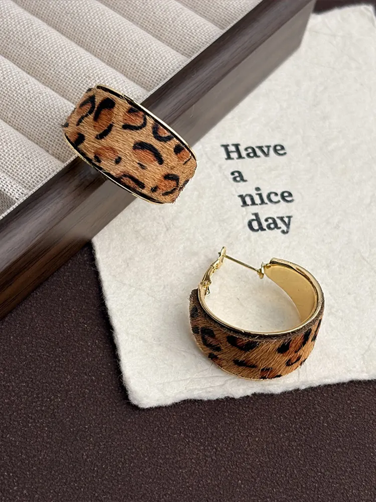 Leopard Print Design Geometric Metal Ring Earring