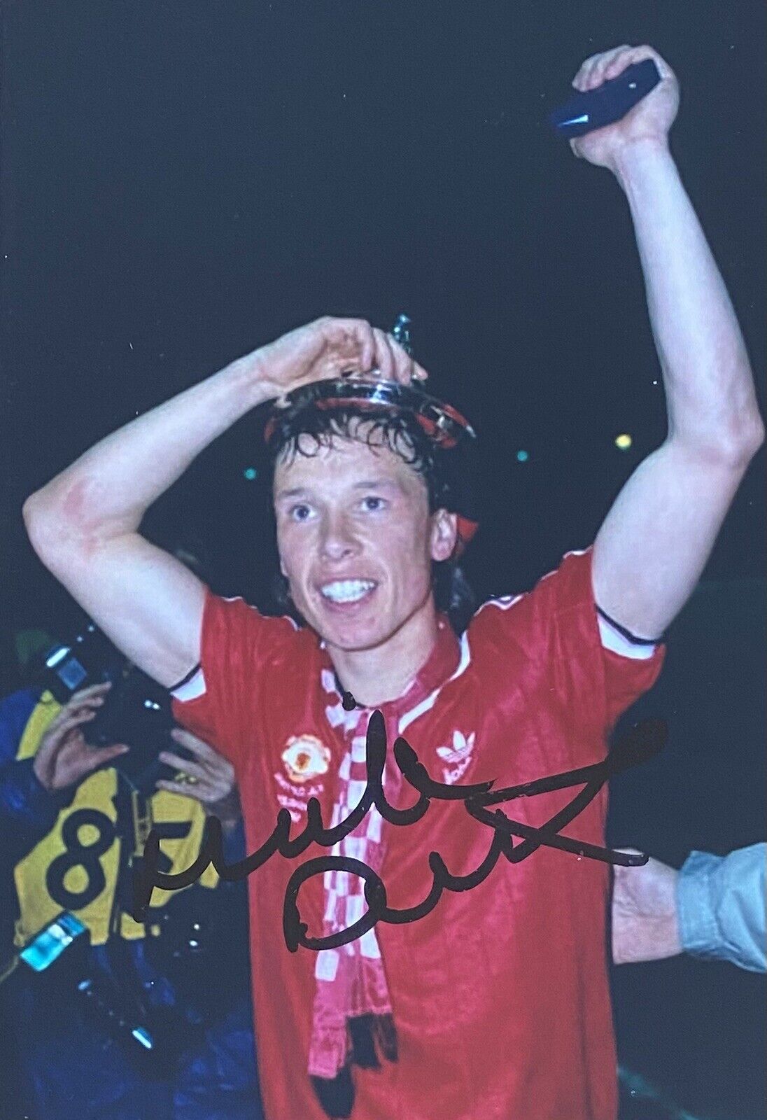 Mike Duxbury Genuine Hand Signed Manchester United 6X4 Photo Poster painting 13