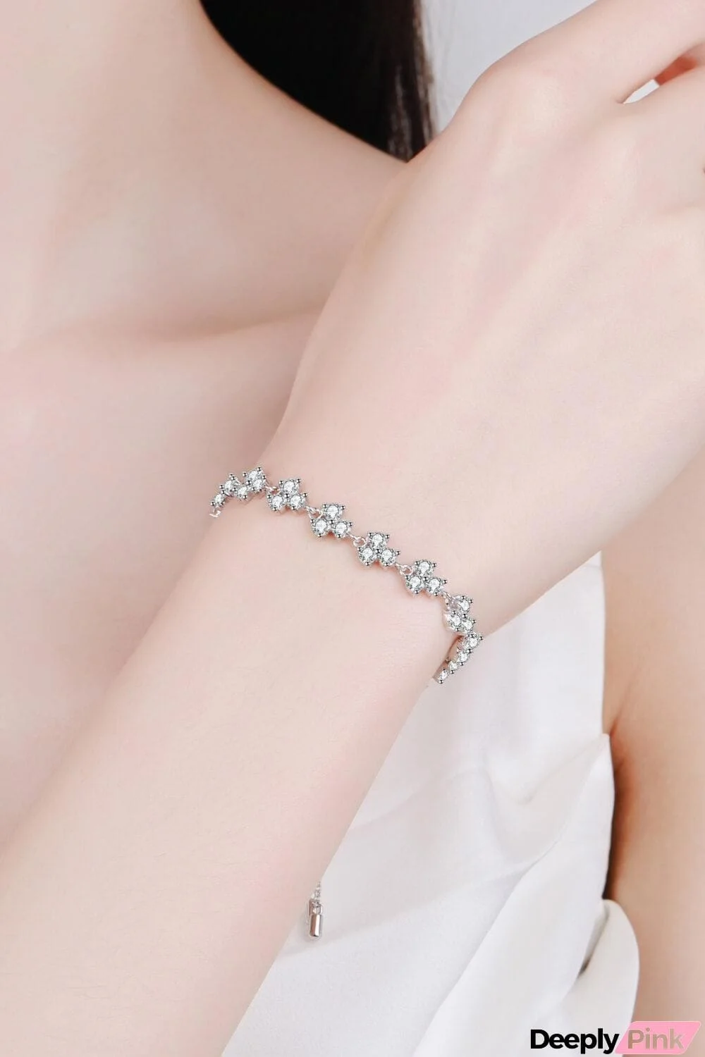 4.2 Carat Adjustable Moissanite Bracelet
