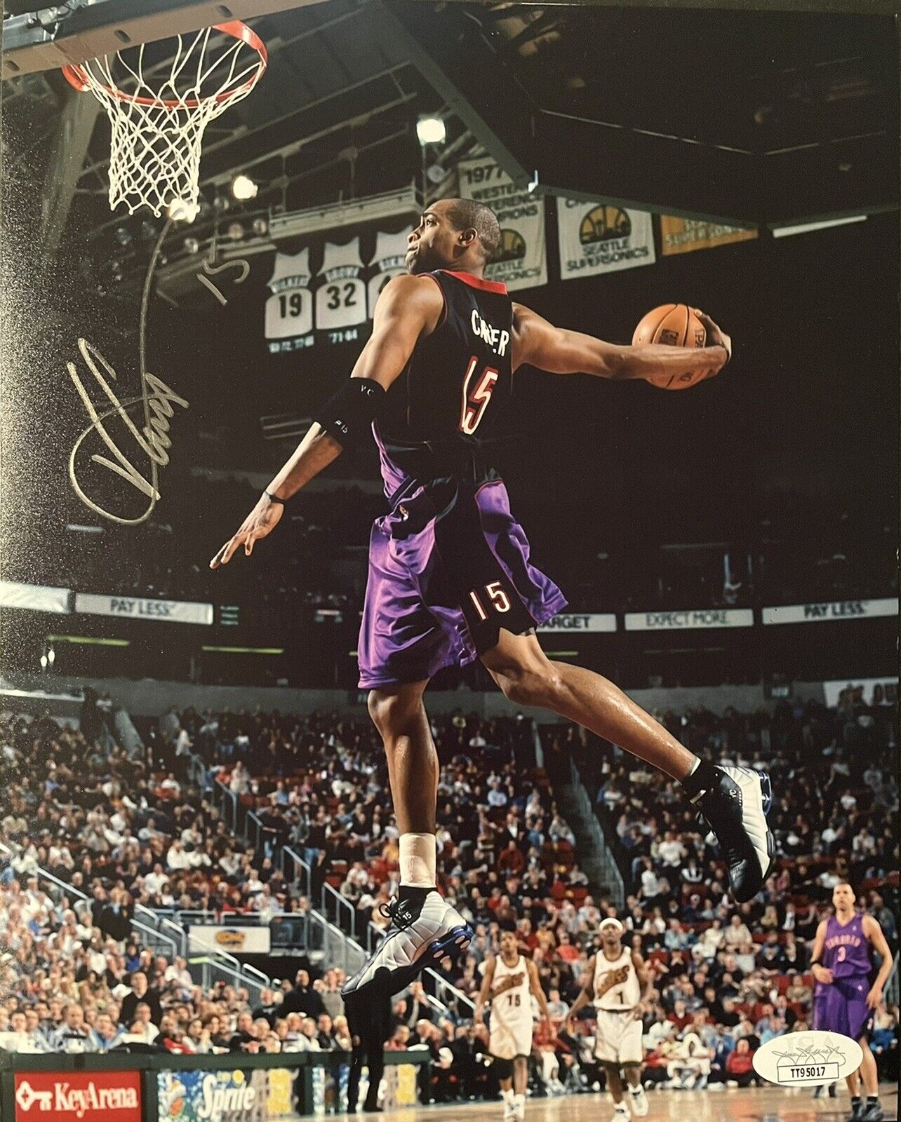 Vince Carter Signed Toronto Raptors 8x10 Photo Poster painting JSA Authenticated Dunk