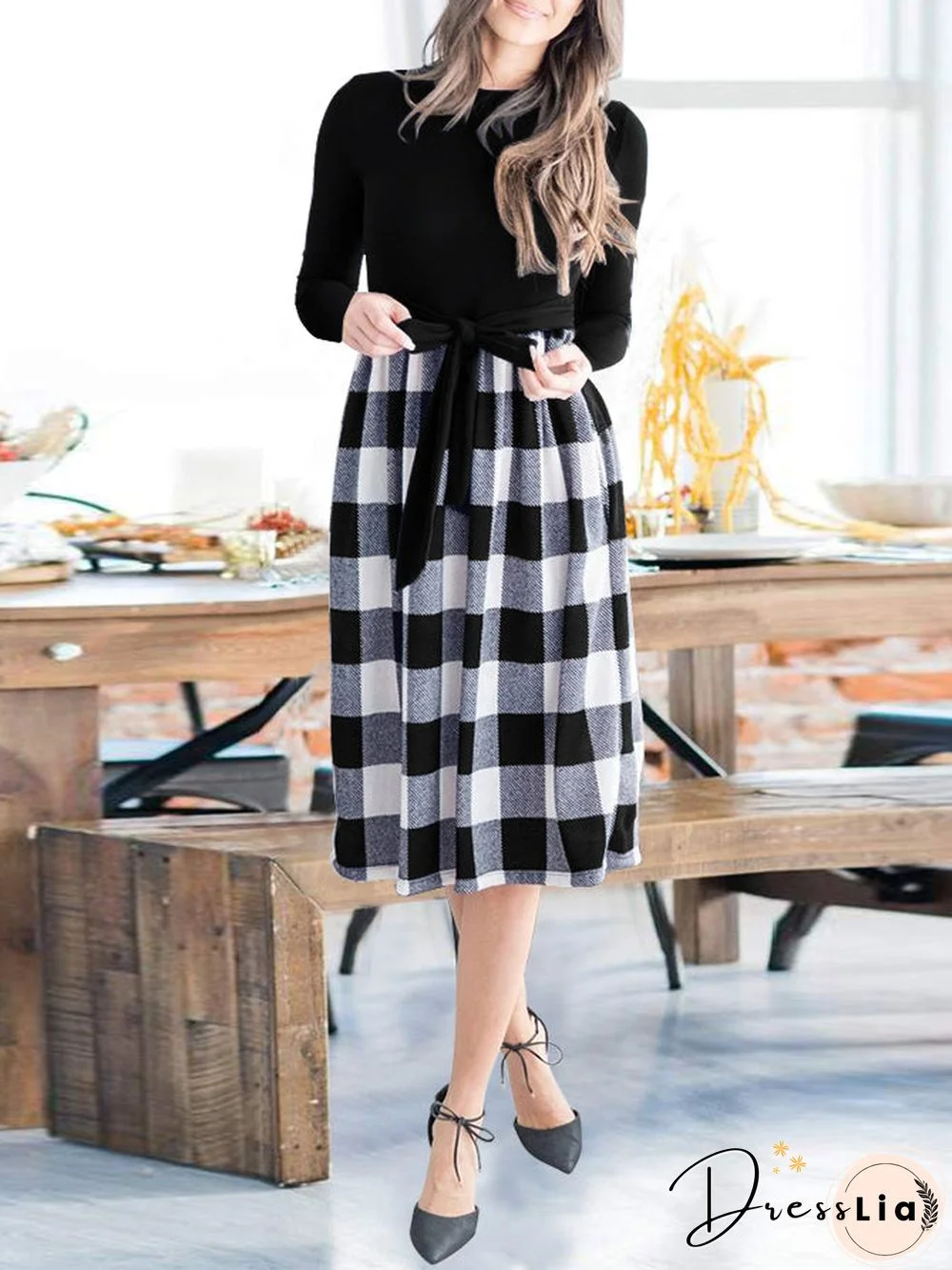 Crew Neck Long Sleeve Plaid Botton Midi Dress