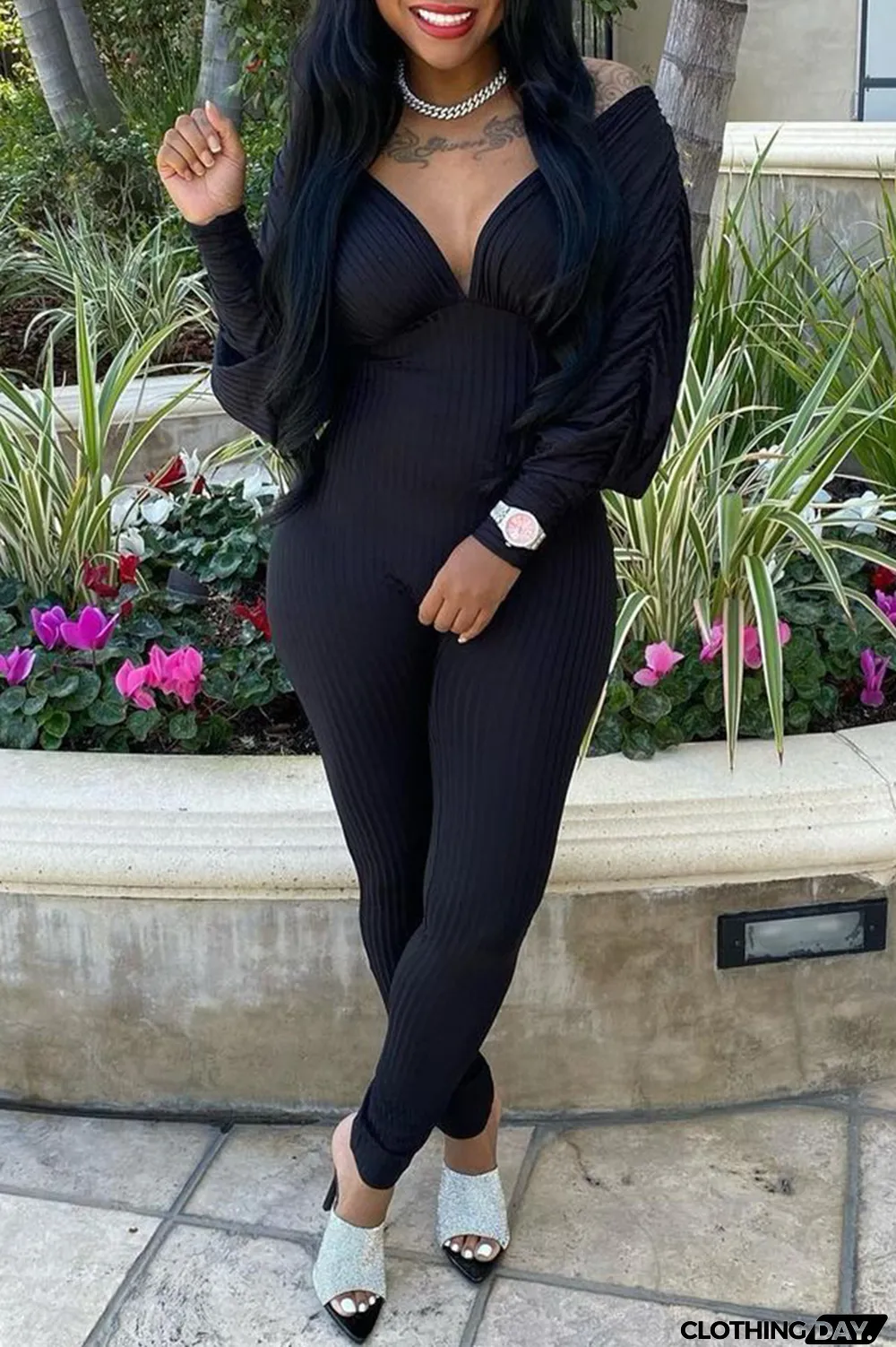 Black Fashion Casual Solid Backless Fold V Neck Regular Jumpsuits