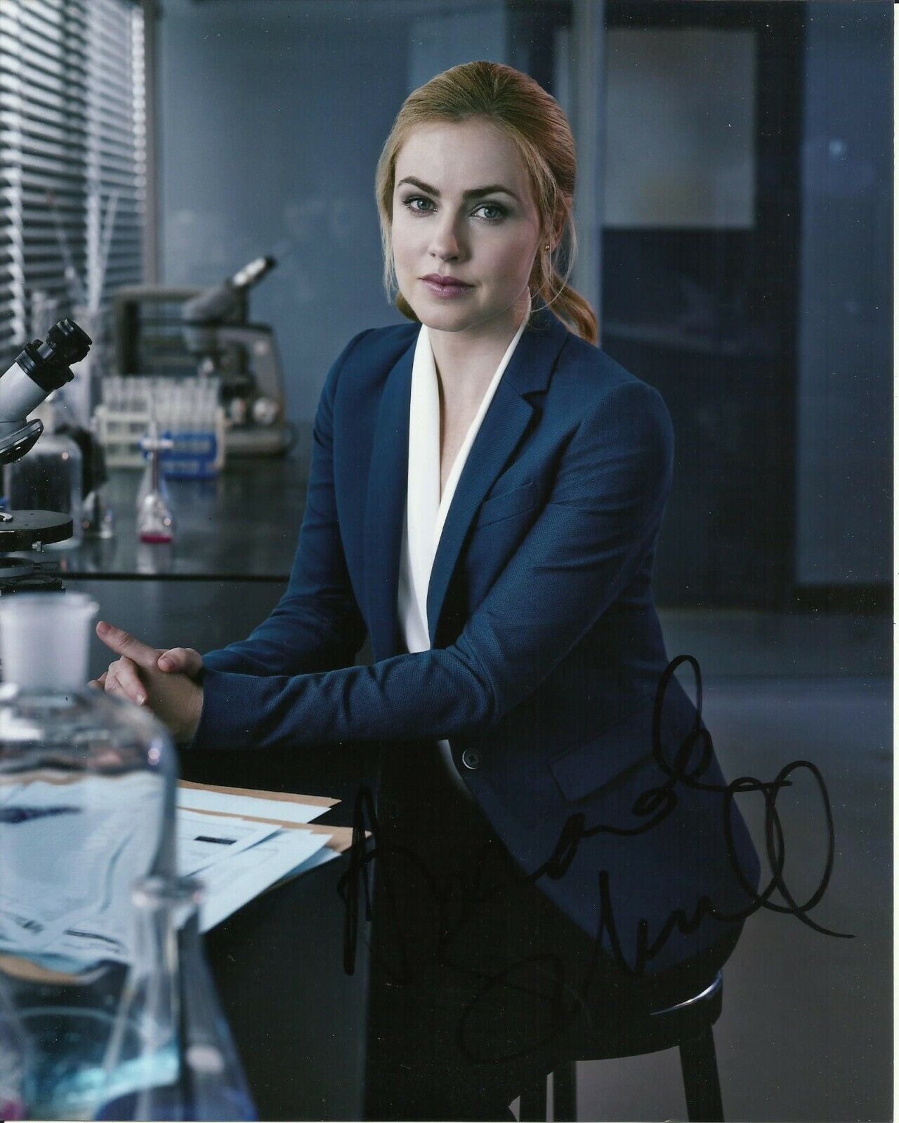 AMANDA SCHULL SIGNED SEXY 12 MONKEYS Photo Poster painting UACC REG 242 (3)