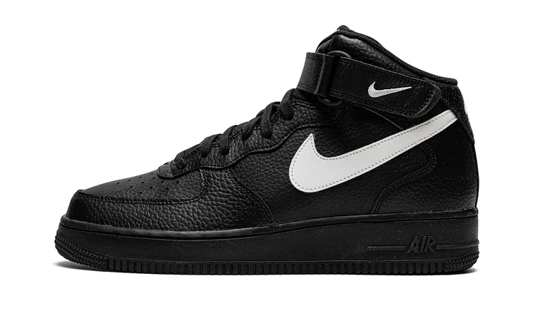 AIR FORCE 1 MID 07 "Black / Sail"