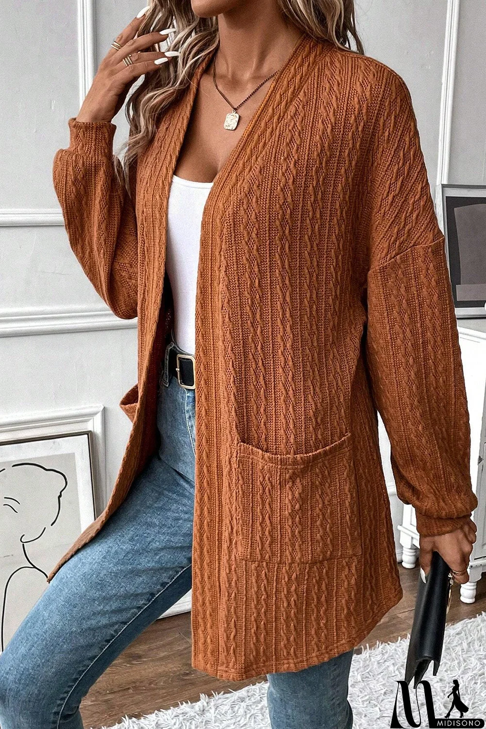 MidiSono - Simple and Stylish winter Cardigan