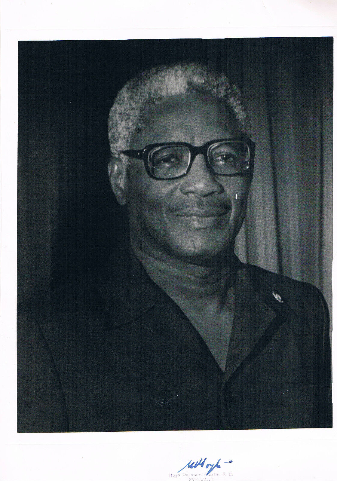 Guyana PM Pres. Desmond Hoyte 1929-2002 genuine autograph Photo Poster painting 8x12