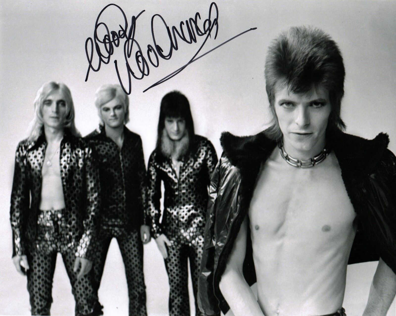 Mick Woodmansey of David Bowie The Spiders from Mars hand SIGNED Photo Poster painting #2 COA