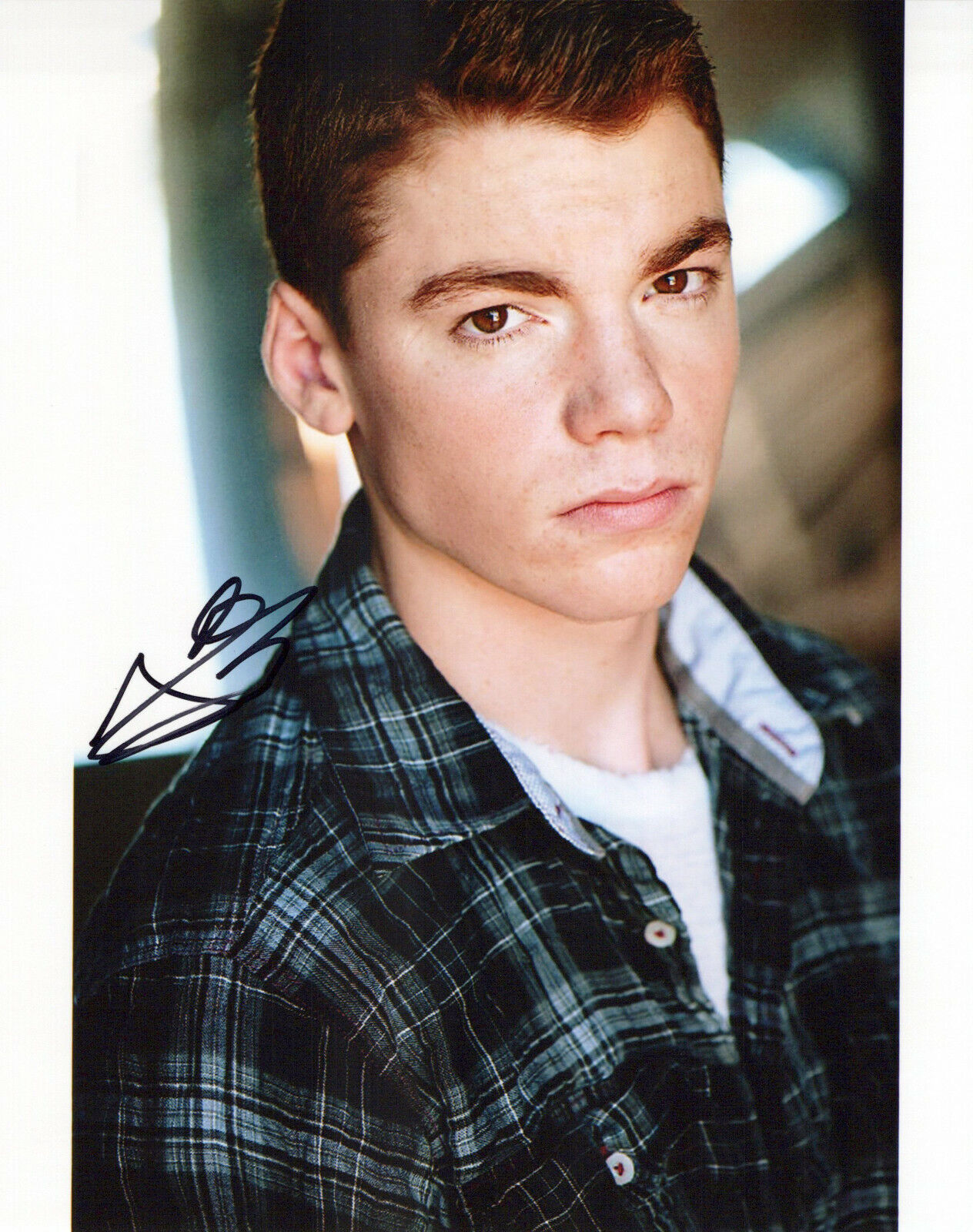 Gabriel Basso head shot autographed Photo Poster painting signed 8x10 #3