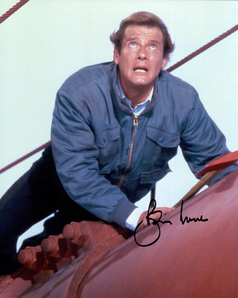 Roger Moore (James Bond 007) signed authentic 8x10 Photo Poster painting COA