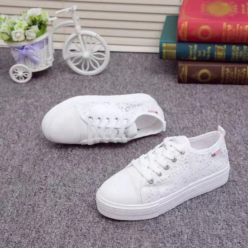 Qengg New Women's Flat Shoes Breathable Casual Solid Color Platform Canvas Shoes Fashion Lace Hollow Lace Up Loafers Sapatos Casuais
