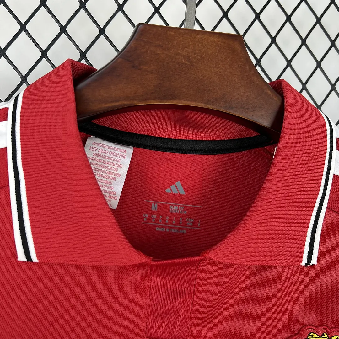 26/27 Football Shirt Manchester United Red Thai Quality