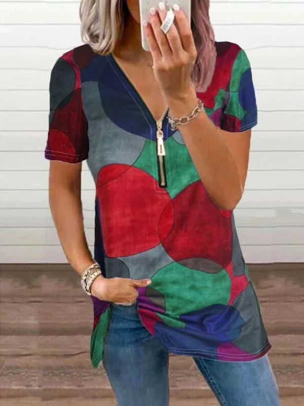 Women's Short Sleeve V-neck Printed Tops