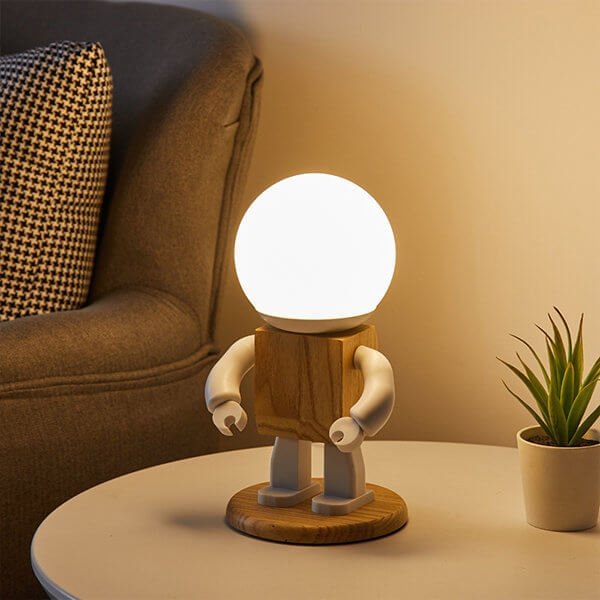 Modern Robot Table Lamp CSTWIRE