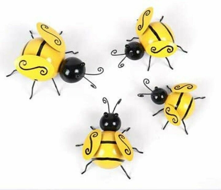 Metal Bumble Bee Decoration 4 PCS--Spring Decoration