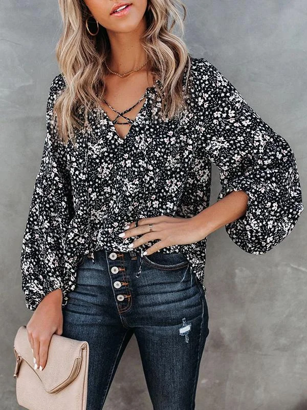 Women Half Sleeve V-neck Solid Color Dress