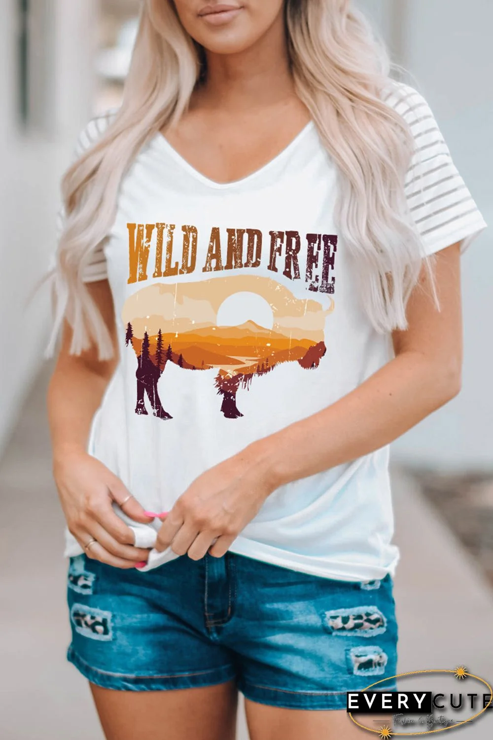 White WILD AND FREE Western Animal Print Short Sleeve T-shirt