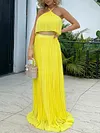 Stylish Condole Belt Pleated Halterneck Two Pieces Set