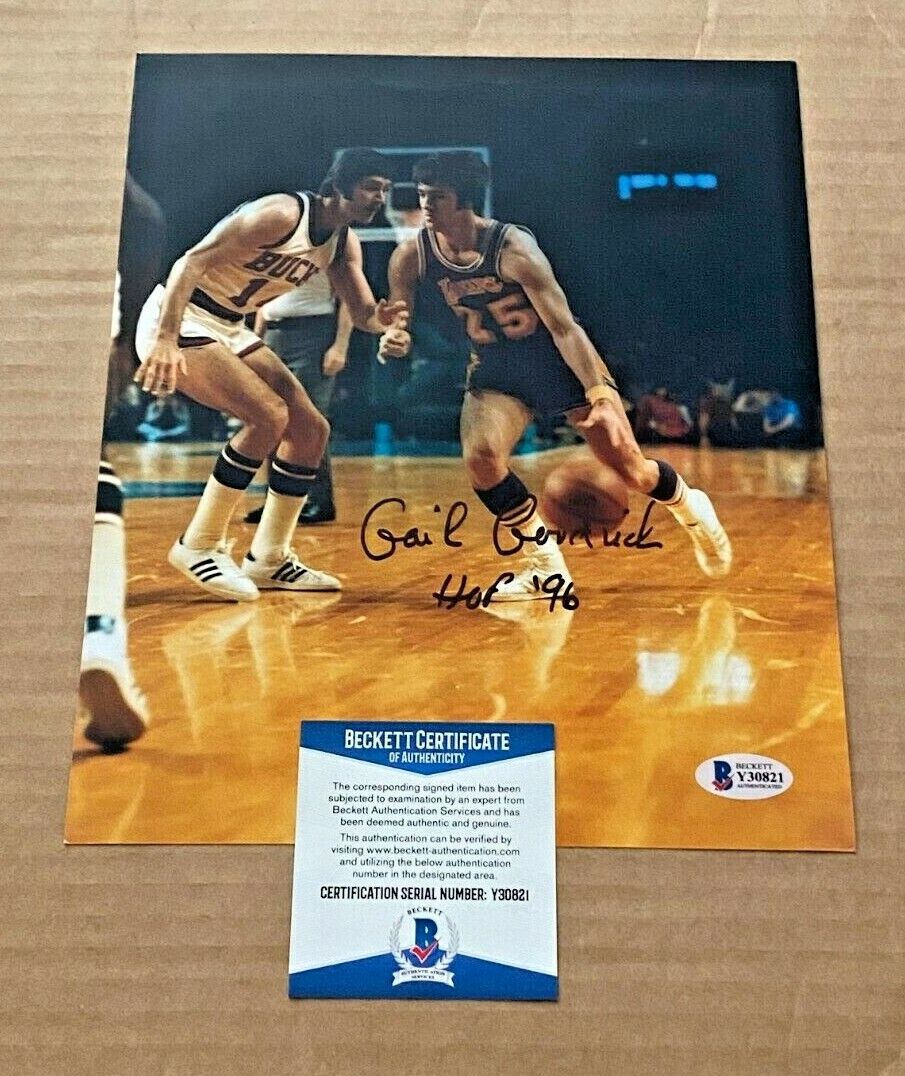 GAIL GOODRICH SIGNED LOS ANGELES LAKERS 8X10 Photo Poster painting BECKETT CERTIFIED