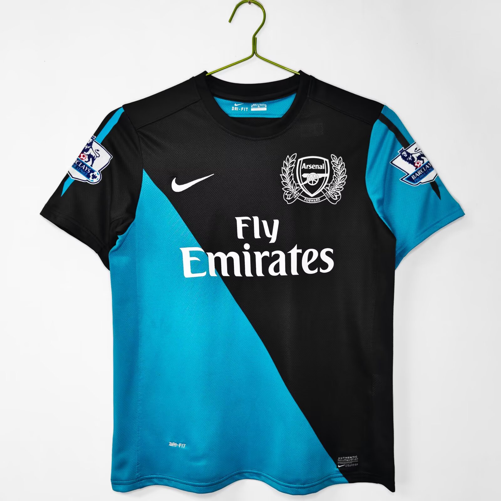 Retro Arsenal 2011/2012 Away Football Shirt Thai Quality