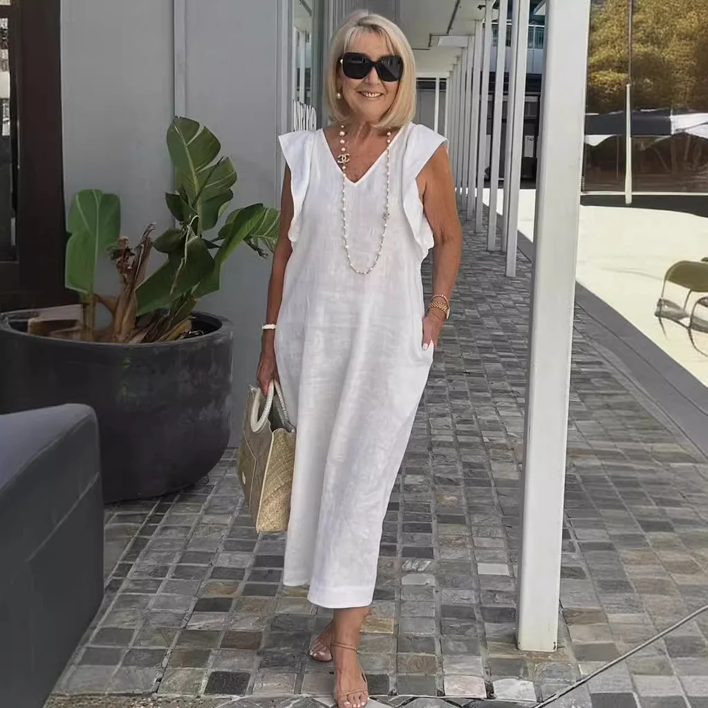 Fashion Tips for Mature Women: How to Choose the Perfect White Dress