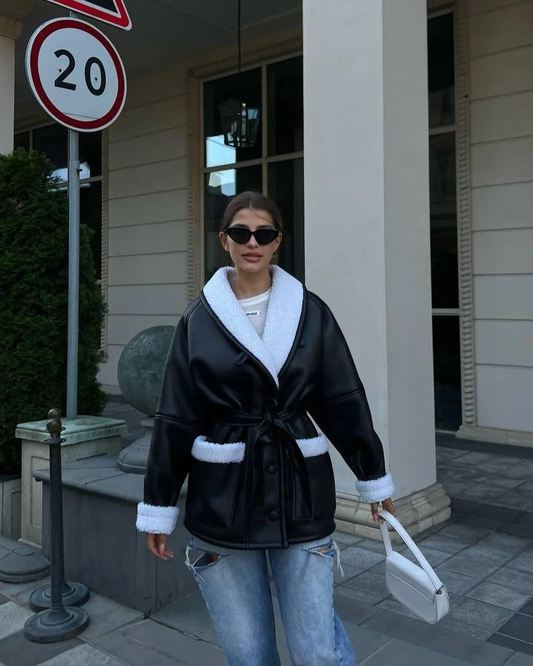 Nigikala Nigikala Autumn And Winter New Fashion Temperament Fur Integrated Korean Version Of Long-Sleeved Splicing Coat Woman