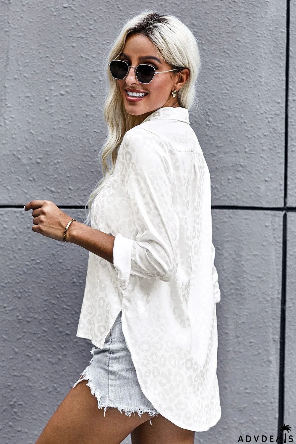 Turn-down Collar Embossed Button Shirt