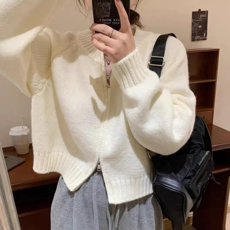 Churchf Churchf Short Round Collar Zipper Candy Color Knit Cardigan Female Autumn Winter New Show Thin Versatile Sweater Coat