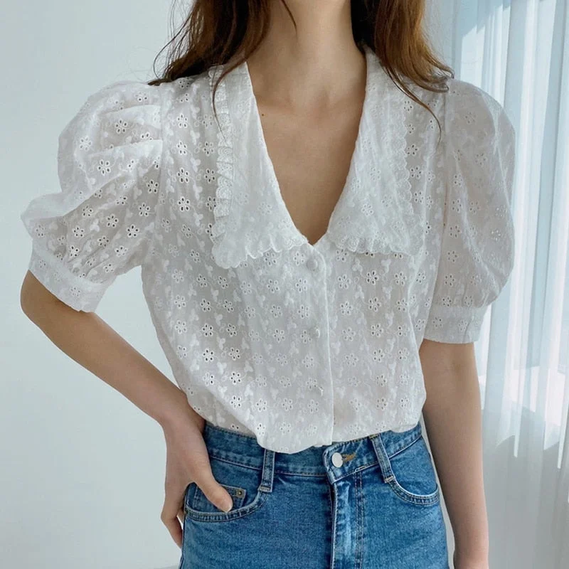 2021 Summer Hollow Flower Lace Blouse Women Korean Chic Puff Short Sleeve Woman Shirt Peter Pan Collar Solid Loose Tops 13919