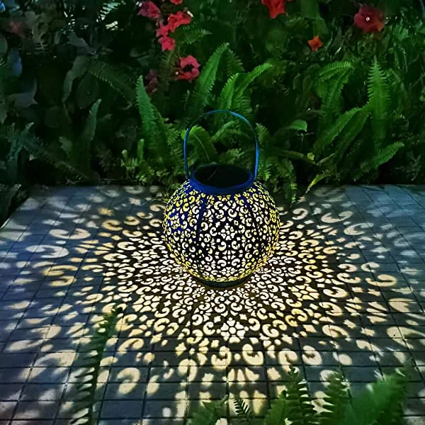 Solar Large Lantern Outdoor Hanging Lights Metal Decorative Garden Lights Waterproof Table Lamp for Patio, Courtyard, Party Decorations (1 Pack, Teal Blue)、amazon、sdecorshop