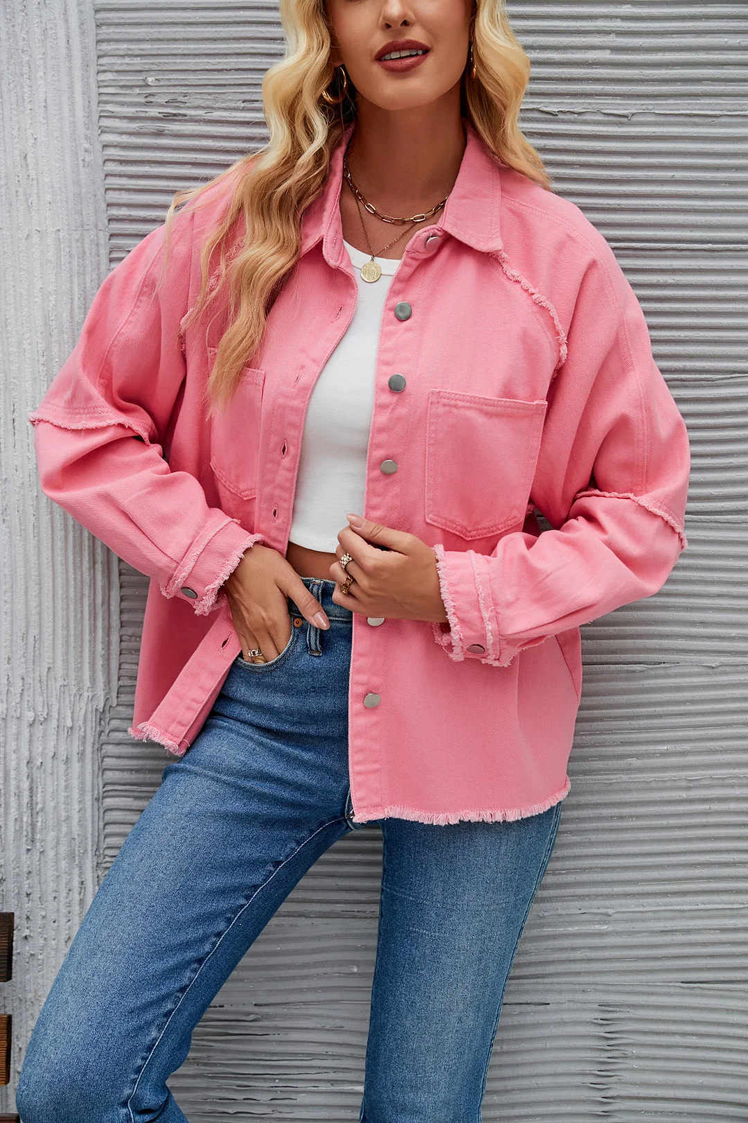 Women's Double Pocket Long Sleeve Denim Jacket