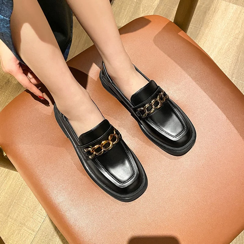 Women's Loafers for 2022 Casual Ladies Autumn Low Heels Designer Genuine Leather Fashion Oxfords Slip-on shoes Moccasins