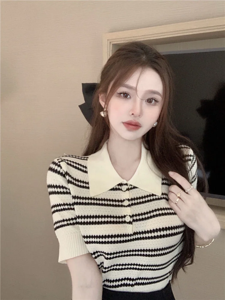 Uveng Uveng Silk Striped Knitted Shirt Girl Summer Chic Short-Sleeved T-Shirt Temperament Chic Thin Short Top