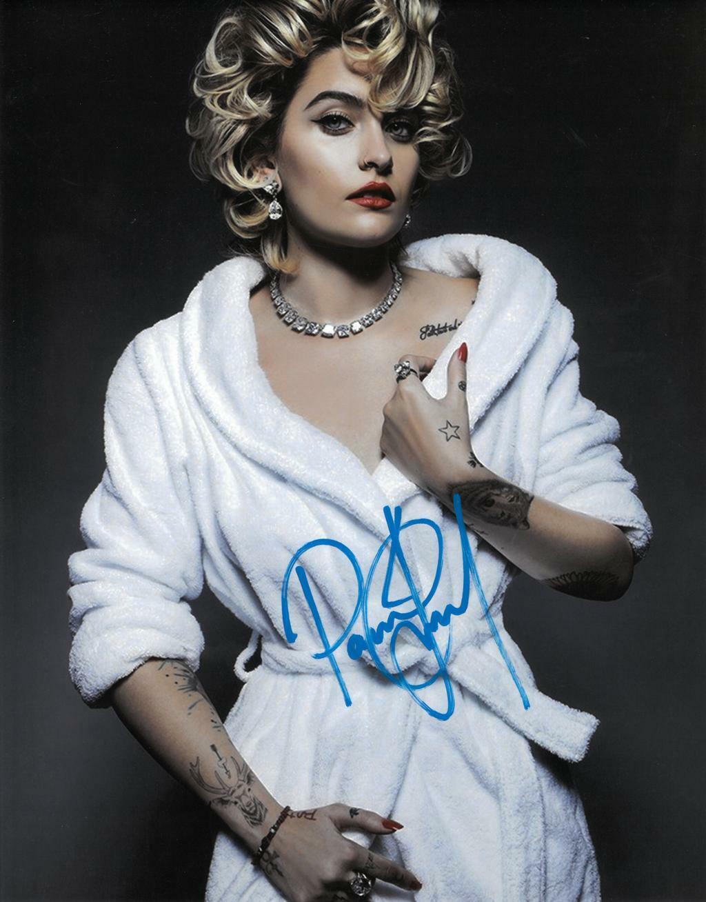 Paris Jackson Signed Authentic Autographed 11x14 Photo Poster painting PSA/DNA #AG85348