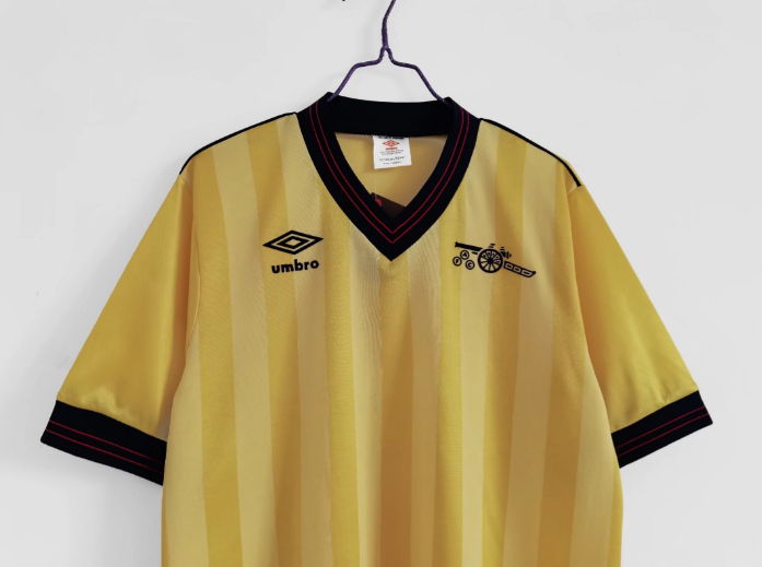 Retro Arsenal 1983/1986 away Football Shirt Thai Quality