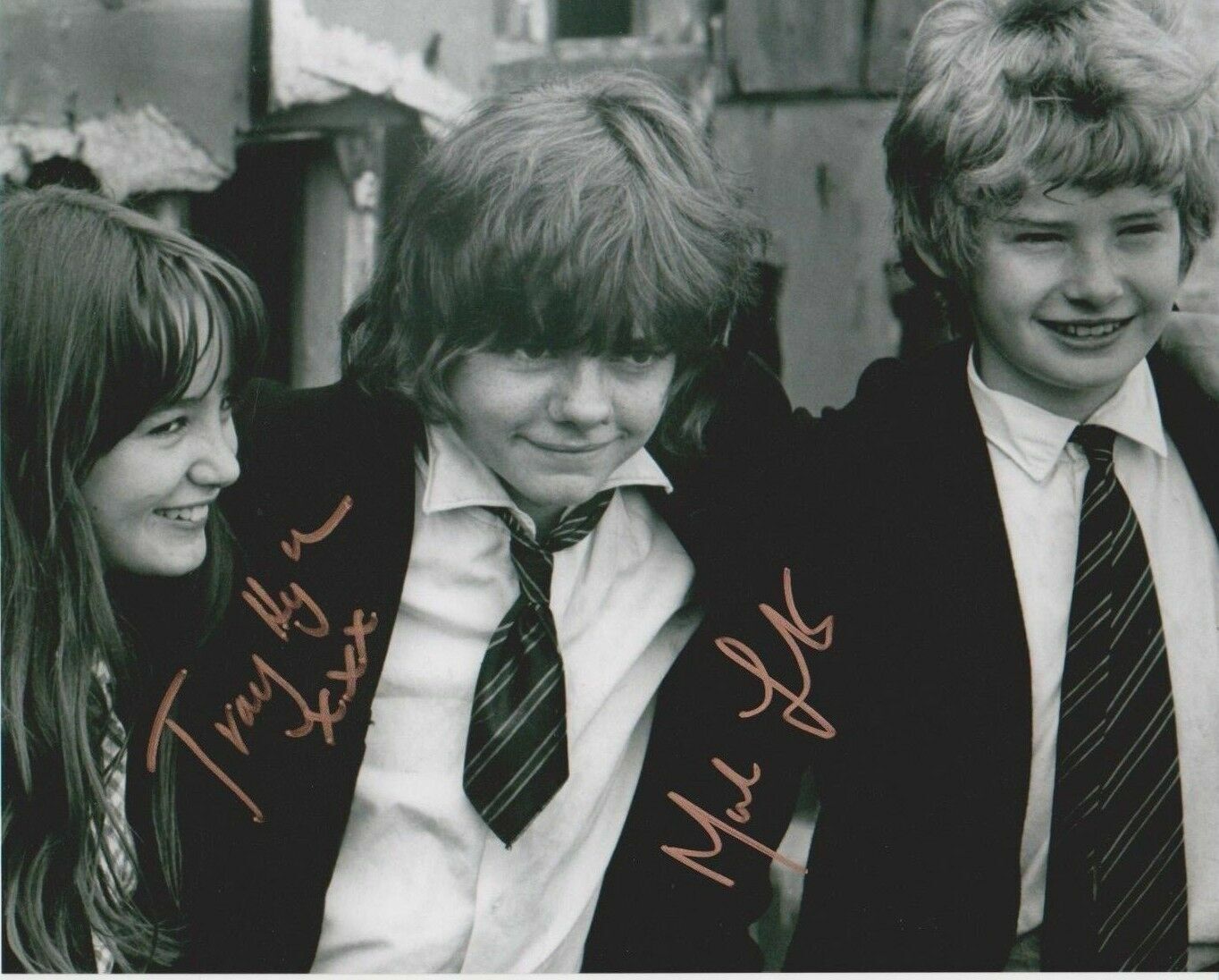 Mark Lester & Tracy Hyde Signed Photo Poster painting - MELODY - Starring Jack Wild - RARE G533