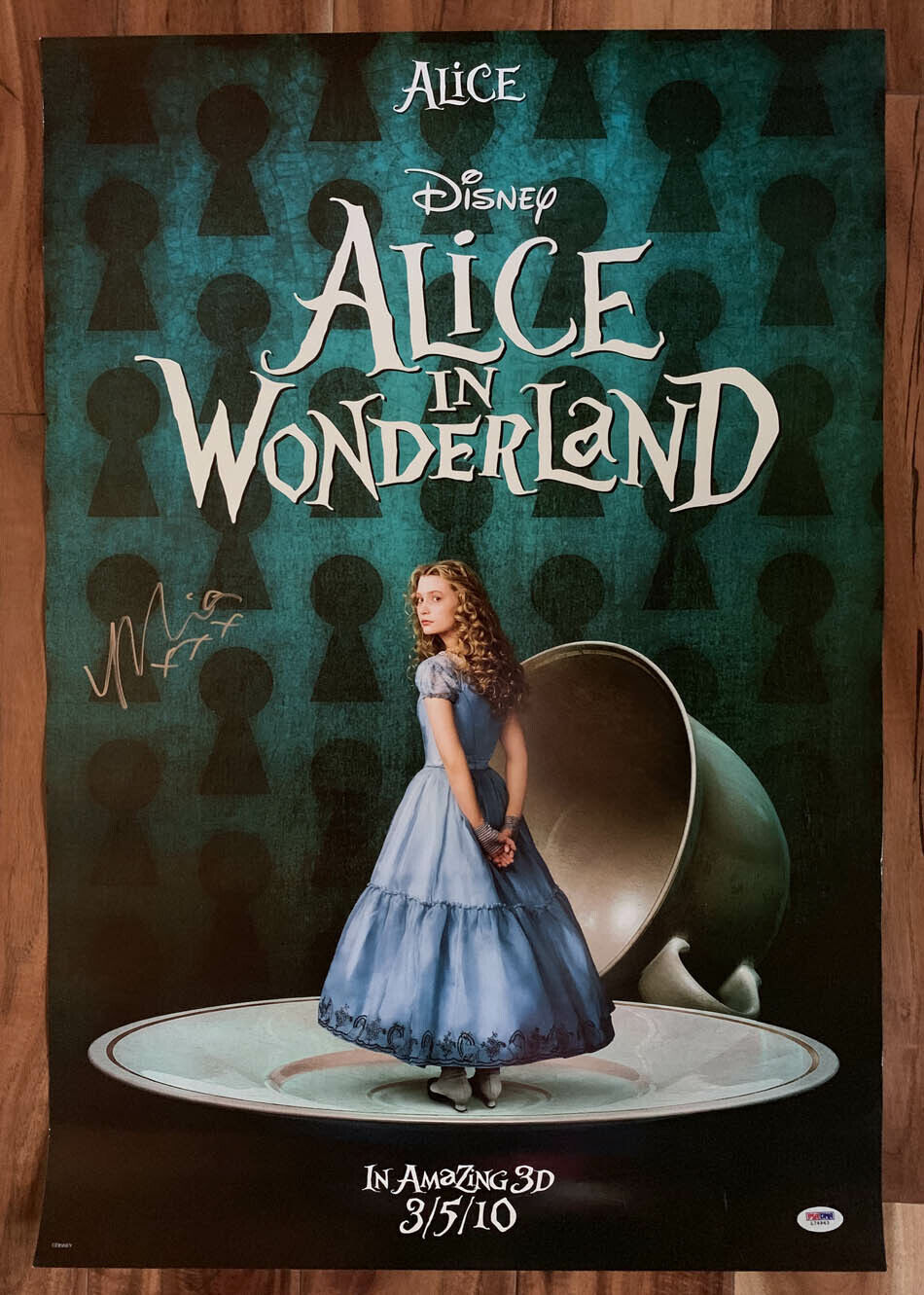 Mia Wasikowska SIGNED Alice in Wonderland 18x27 Poster PSA/DNA AUTOGRAPHED