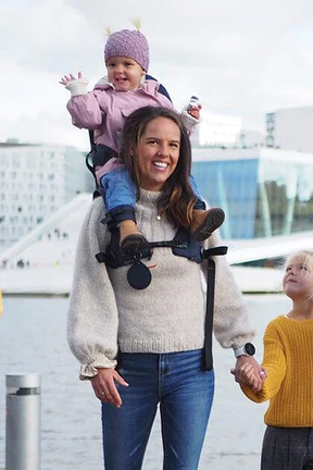 SHOULDER CARRIER