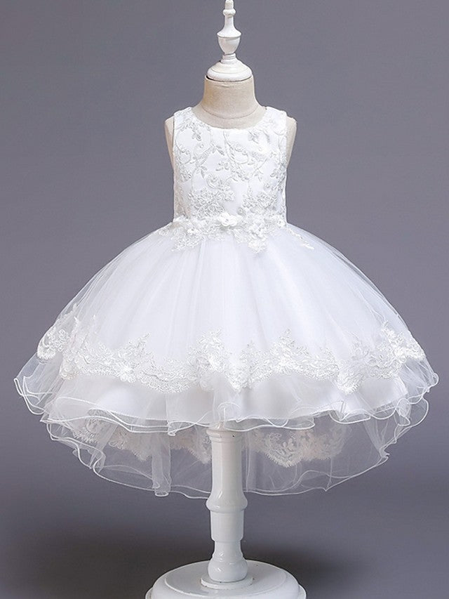 Sleeveless Boat Neck Flower Girl Dresses with Tulle and Lace Appliques