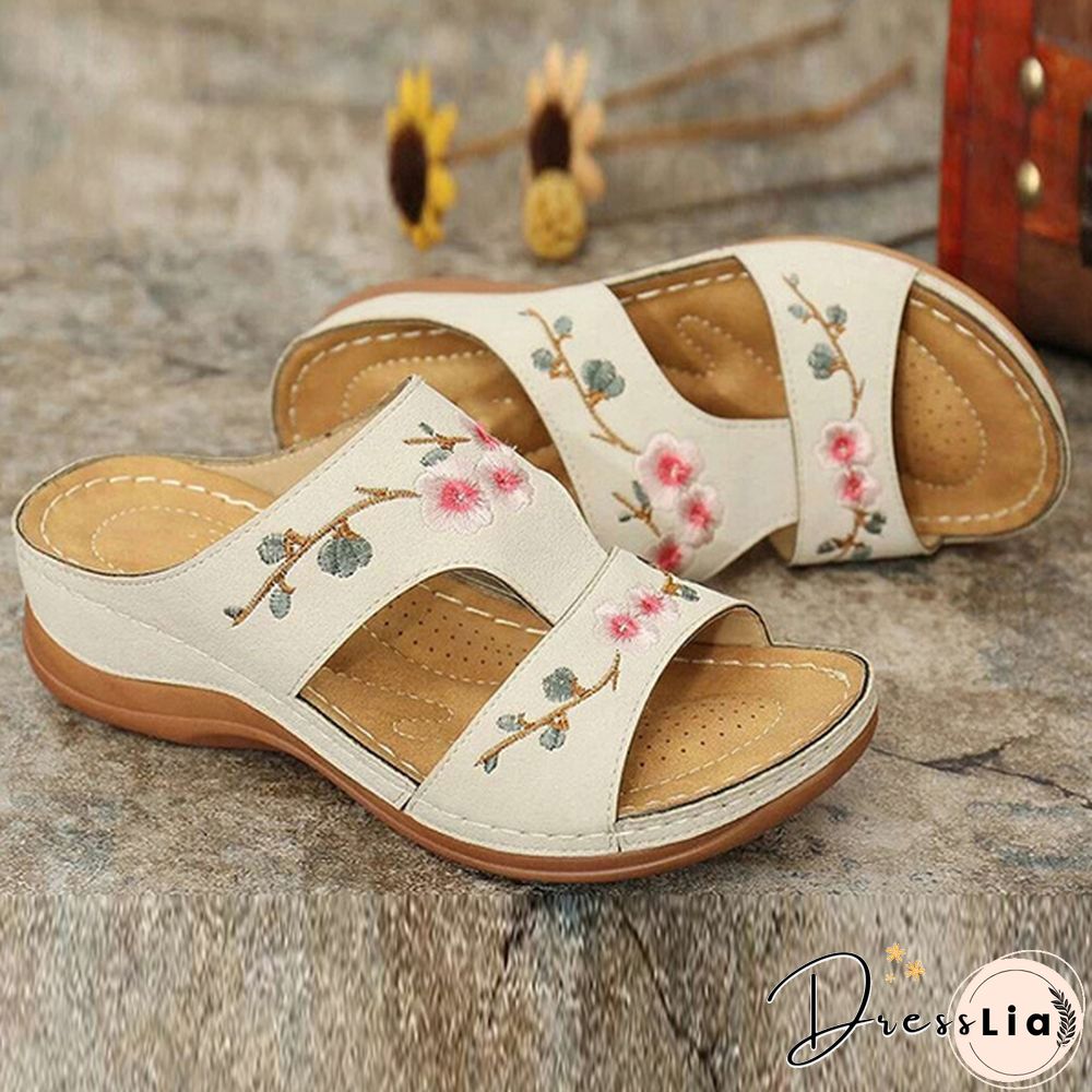 Woman Slippers Vintage Ethnic Flower Platform Flat Shoes Women Comfortable Casual Sandals