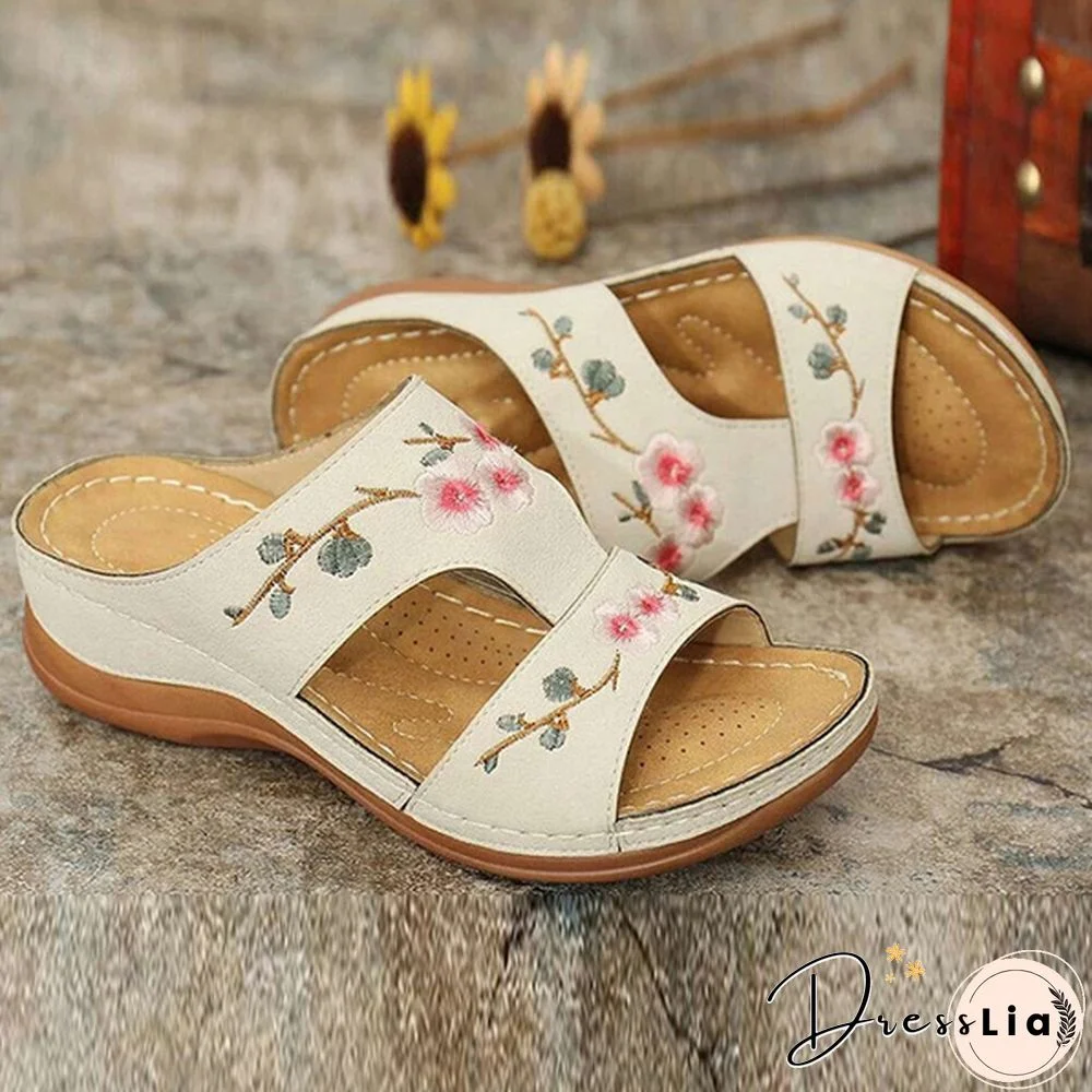 Woman Slippers Vintage Ethnic Flower Platform Flat Shoes Women Comfortable Casual Sandals